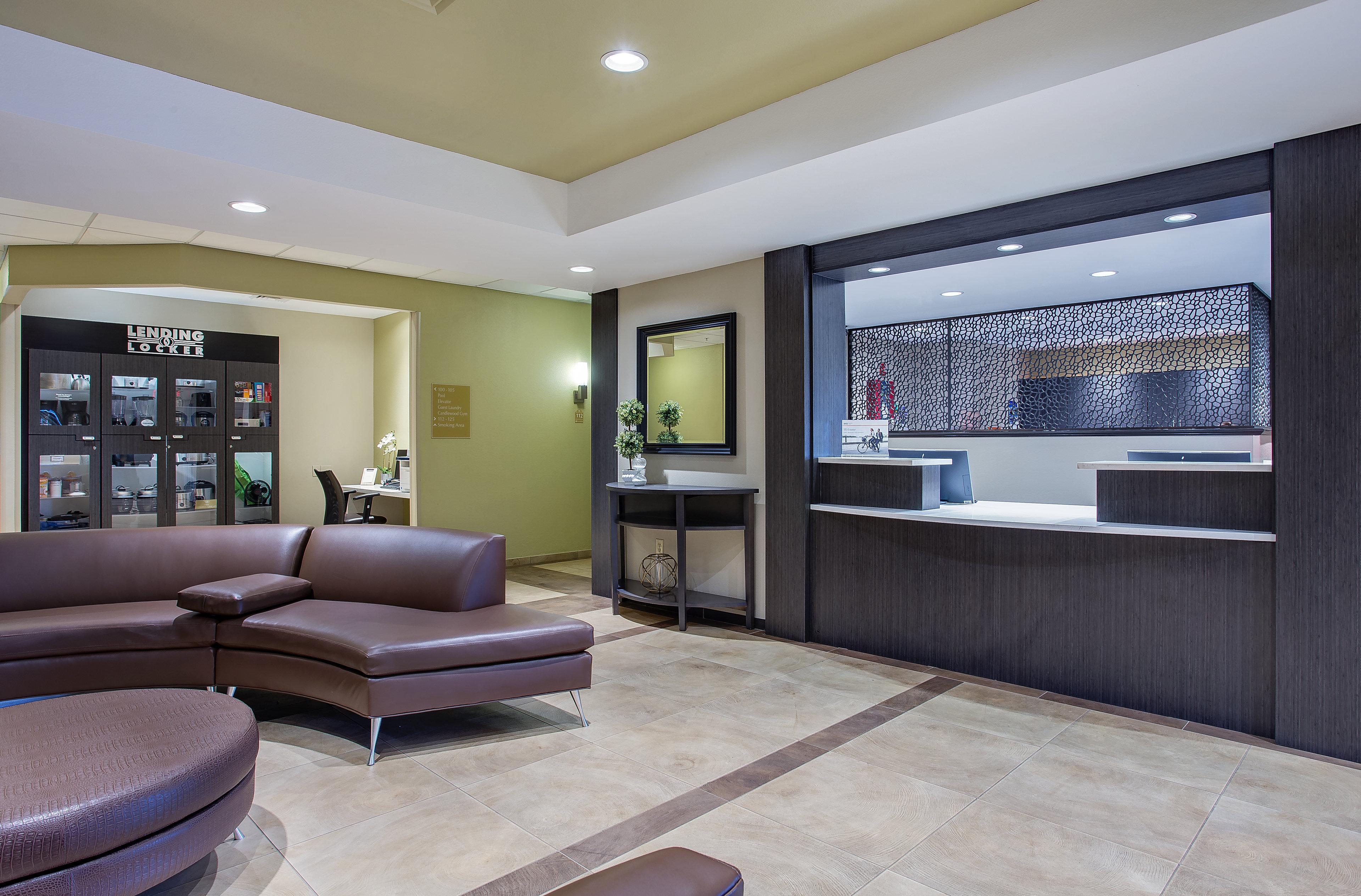 Candlewood Bowling By Ihg 2*