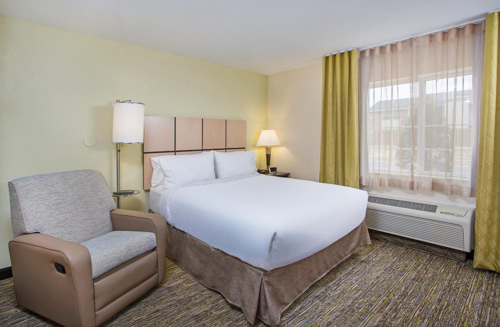 Hotel Candlewood Bowling By Ihg 2*